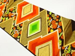 松皮菱に松竹梅・菊・亀甲模様織出し袋帯